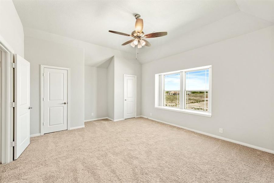 Spacious, unfurnished interior of a new home in Silo Mills Classic 70, Cleburne (Image 38).