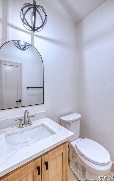 Close-up of interior finishes inside a home in , Uvalde (Image 10).