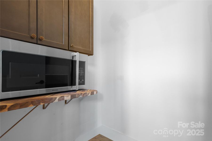 Walk-in pantry off kitchen