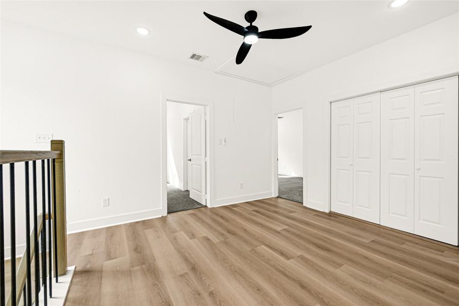 Spacious, unfurnished interior of a new home in , Houston (Image 18).