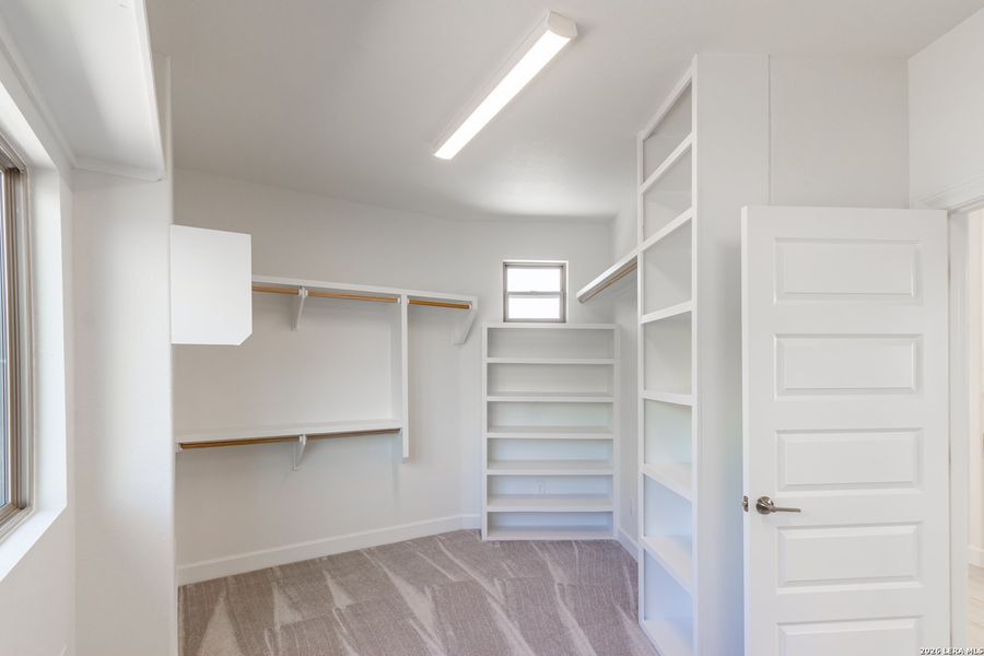 Spacious, unfurnished interior of a new home in , Spring Branch (Image 33). Spacious, unfurnished interior of a new home in , Spring Branch (Image 33).