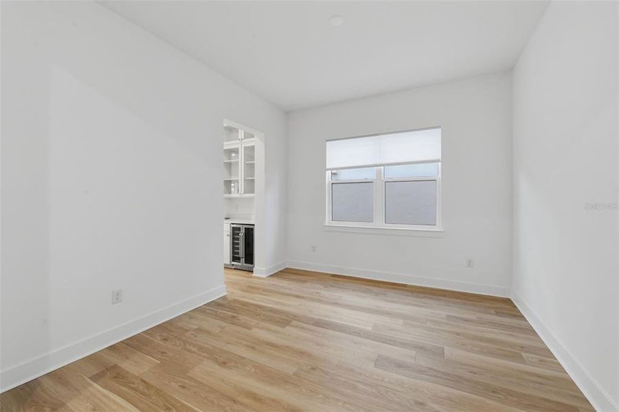 Spacious, unfurnished interior of a new home in Waterset, Apollo Beach (Image 22).