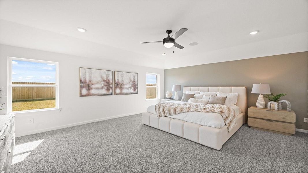 Furnished interior view inside a new home in Riverside Estates, Mont Belvieu (Image 9).