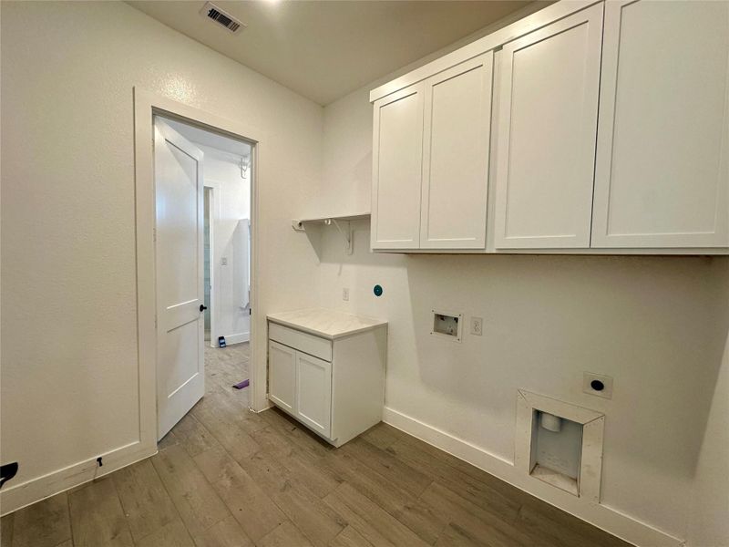 Furnished interior view inside a new home in Briarley, Montgomery (Image 13).