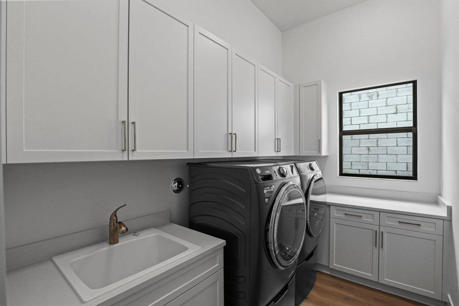 Furnished interior view inside a new home in Artistry Palm Beach, Palm Beach Gardens (Image 7).