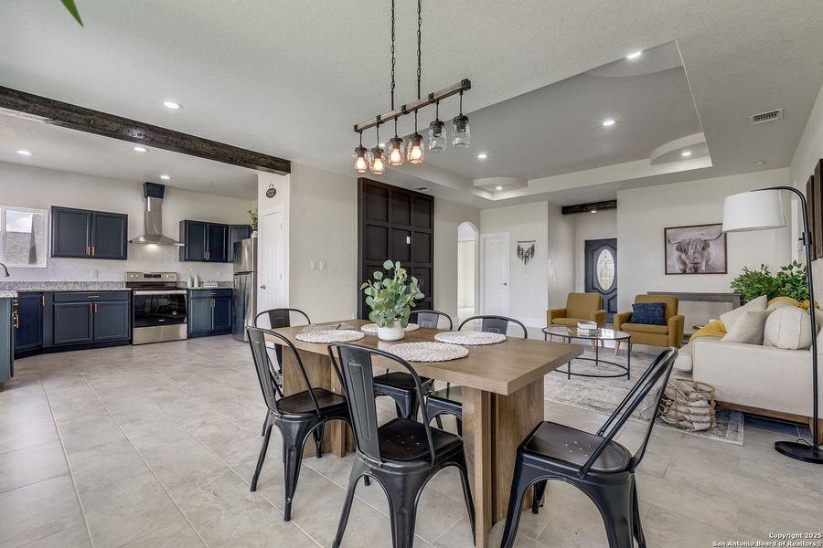 Furnished interior view inside a new home in , Atascosa (Image 9).