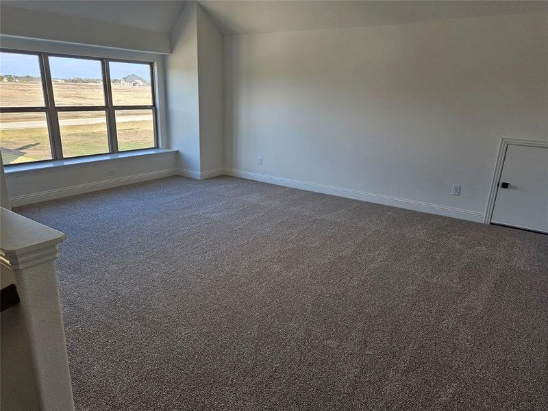 Spacious, unfurnished interior of a new home in Corner Stone Ranch, Howe (Image 19).