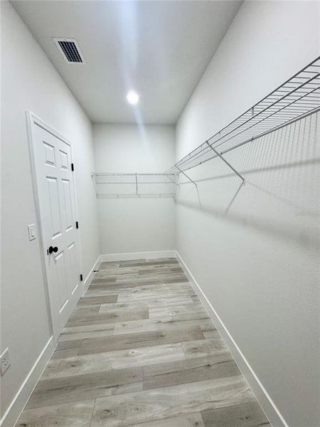 Spacious, unfurnished interior of a new home in , Palm Bay (Image 45).