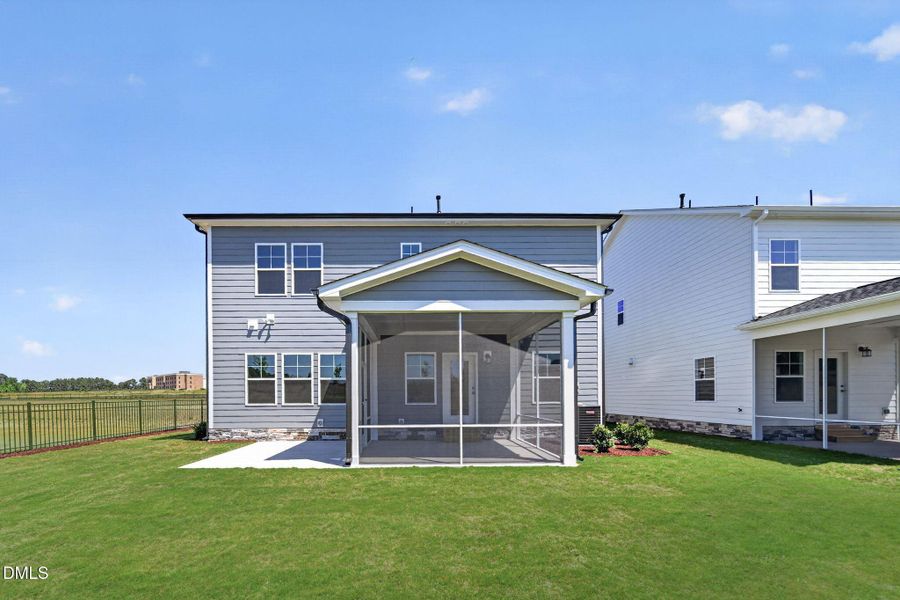 SUN_RetreatatRobertson_Pic_Hampshire-4