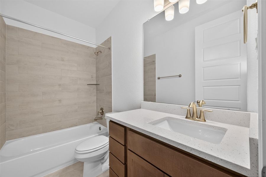 Furnished interior view inside a new home in Lago Mar, La Marque (Image 5).