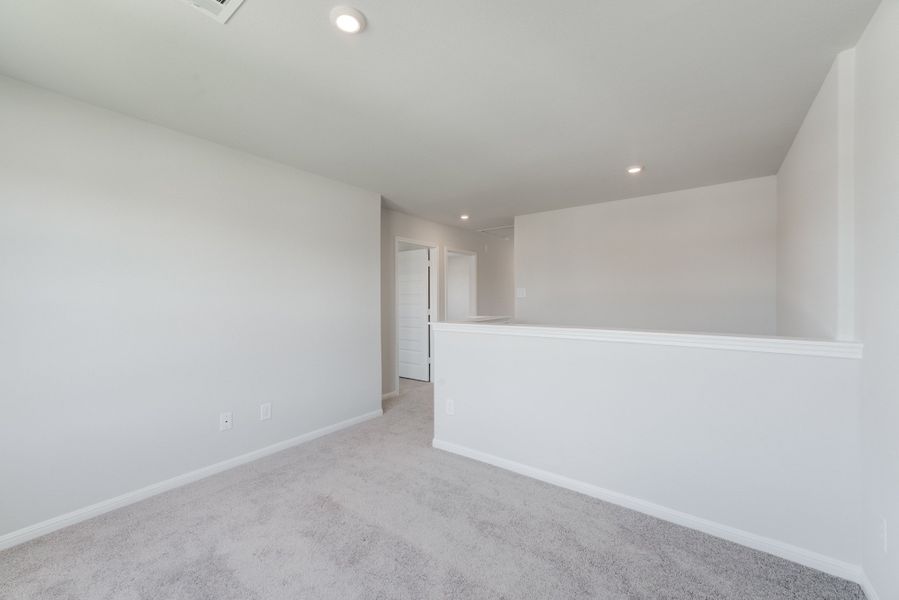 Spacious, unfurnished interior of a new home in Pirate's Cove Estates, Vidor (Image 26). Spacious, unfurnished interior of a new home in Pirate's Cove Estates, Vidor (Image 26).