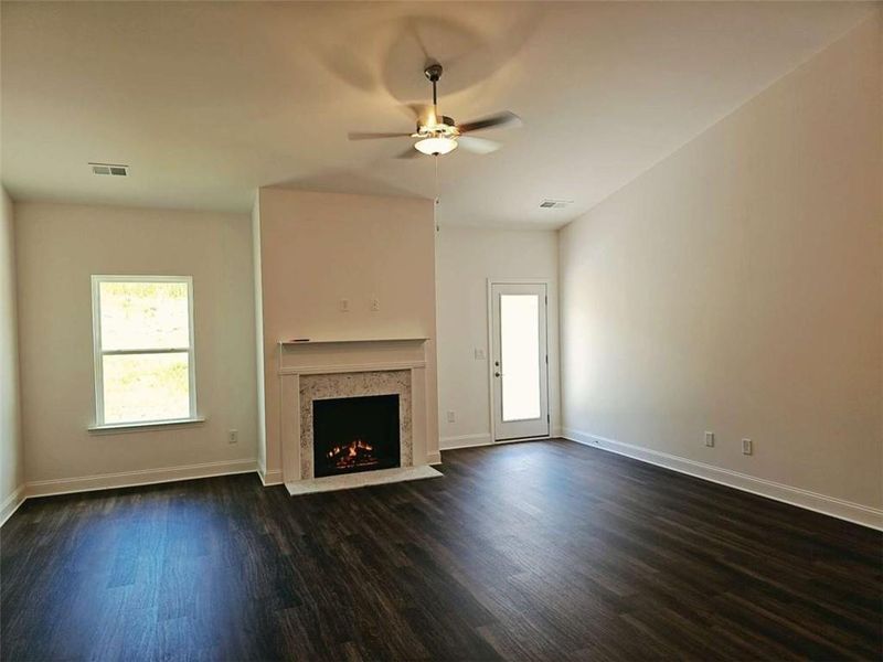 Spacious, unfurnished interior of a new home in Park Place, Bowdon (Image 10). Spacious, unfurnished interior of a new home in Park Place, Bowdon (Image 10).