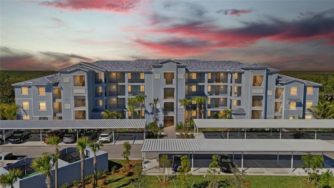 Condo located in Punta Gorda, FL showcasing its design and architecture (Image 3).