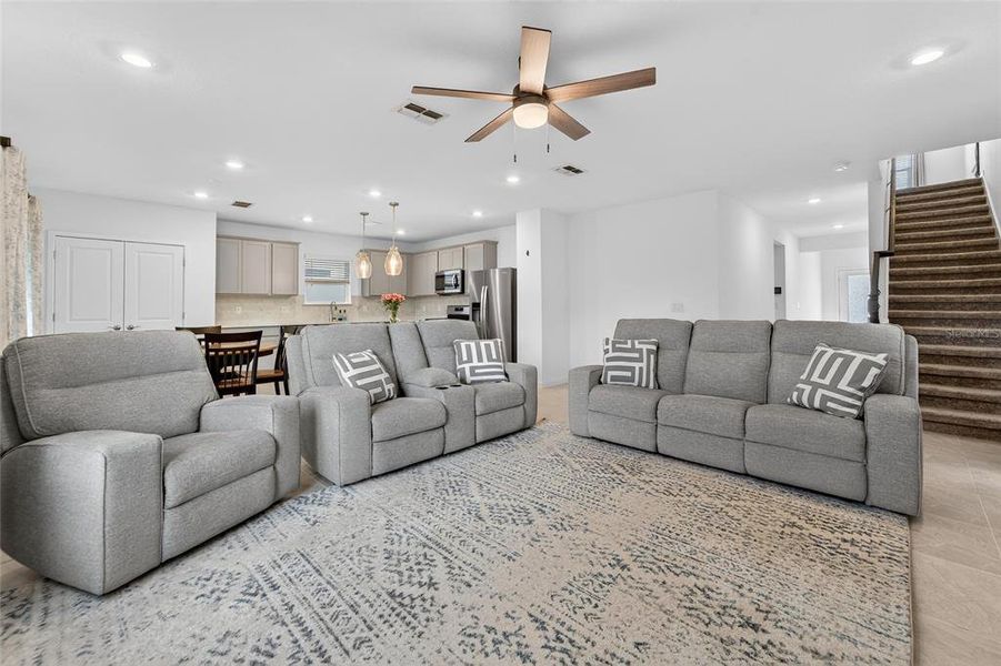 Furnished interior view inside a new home in Waterset, Apollo Beach (Image 6).