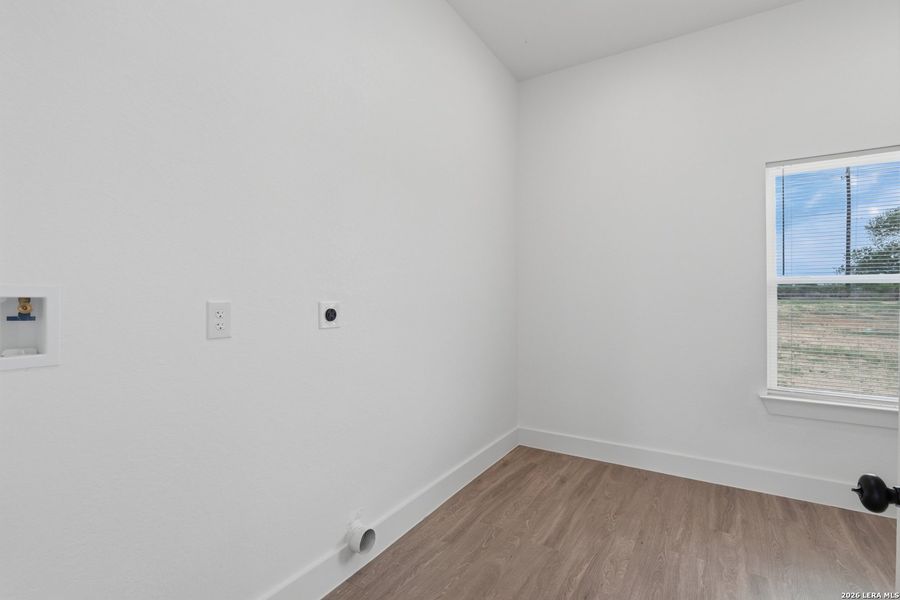 Spacious, unfurnished interior of a new home in , Atascosa (Image 22). Spacious, unfurnished interior of a new home in , Atascosa (Image 22).