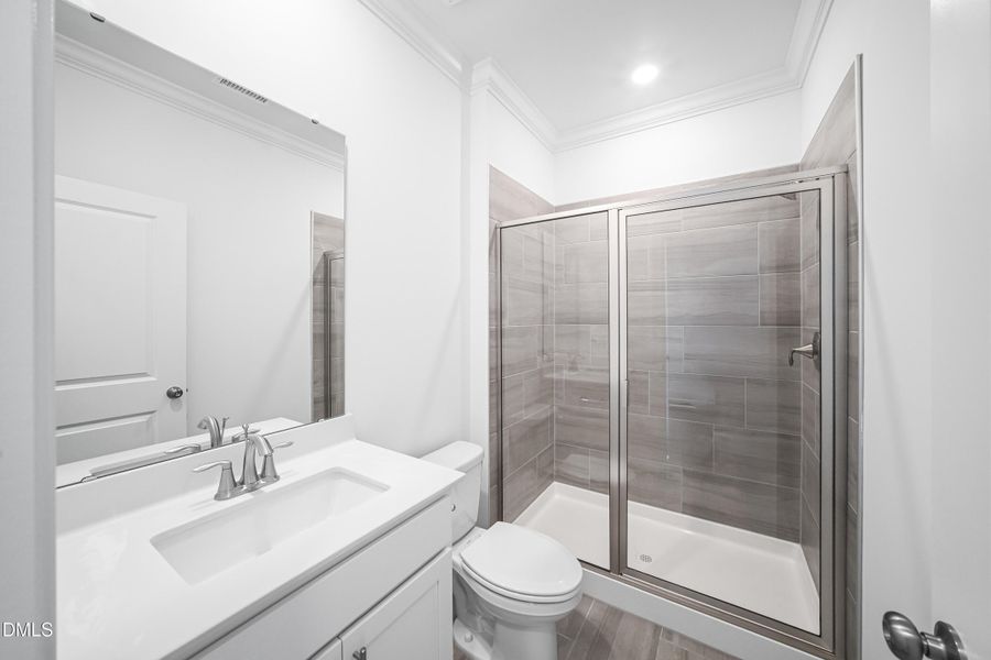 SUN_Stoneriver_Pic_EastmanIII_GuestBath_