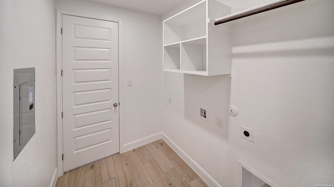 Spacious, unfurnished interior of a new home in Kallison Ranch, San Antonio (Image 21). Spacious, unfurnished interior of a new home in Kallison Ranch, San Antonio (Image 21).