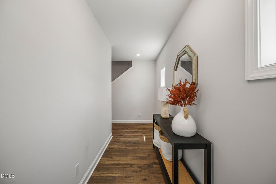 4 -530 barrington row ave, interior