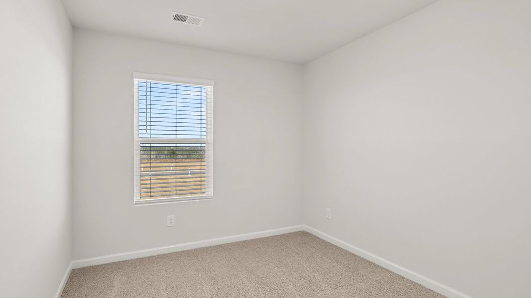 Spacious, unfurnished interior of a new home in Weatherstone, Grovetown (Image 23).