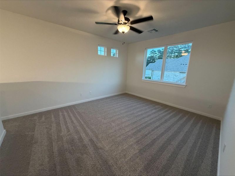 Spacious, unfurnished interior of a new home in Spring Lake, Huntsville (Image 22).