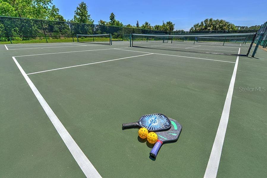 Community amenities in Westlake Single Family, Ormond Beach (Image 25).