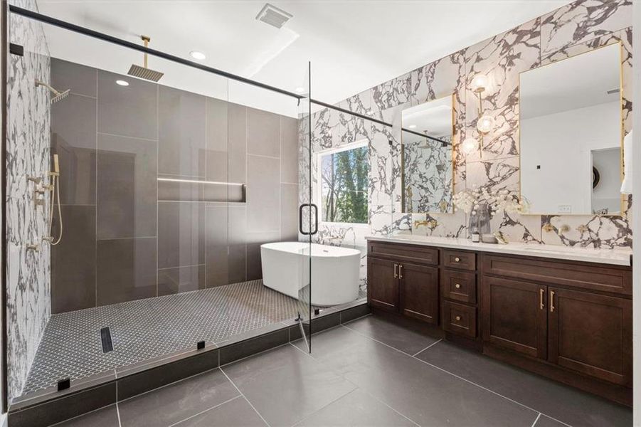 Furnished interior view inside a new home in , Atlanta (Image 34).