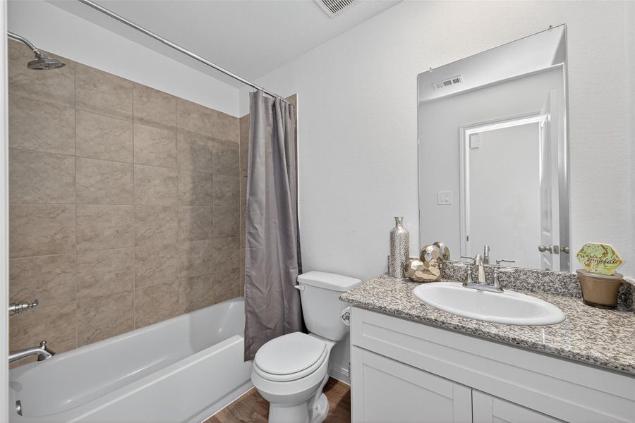 Furnished interior view inside a new home in , Conroe (Image 5). Furnished interior view inside a new home in , Conroe (Image 5).