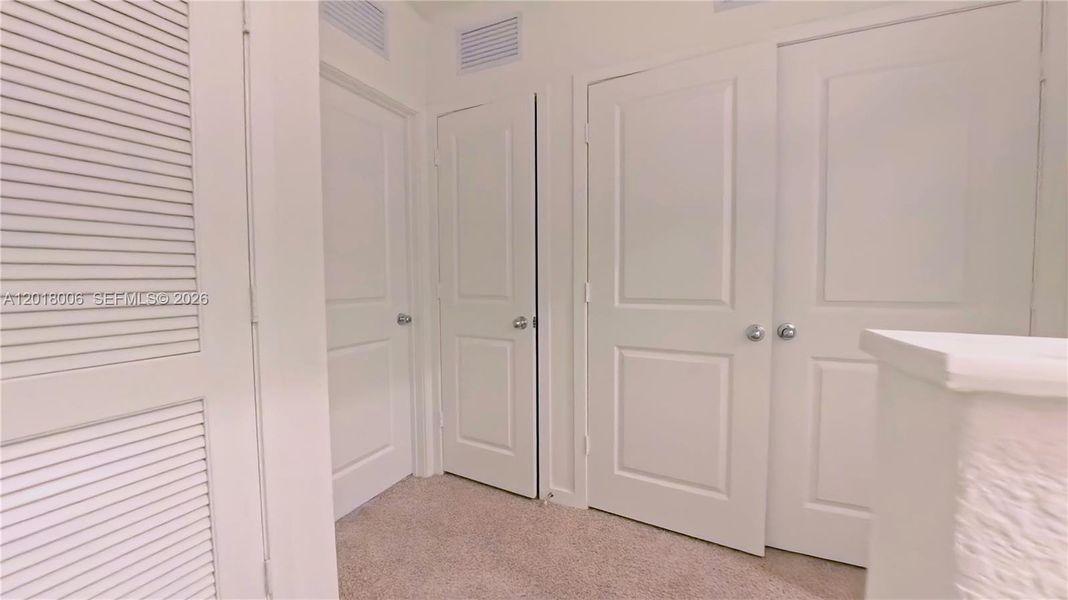 Spacious, unfurnished interior of a new home in , Florida City (Image 36).