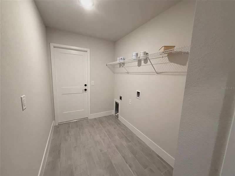 Spacious, unfurnished interior of a new home in Rotonda, Rotonda West (Image 23).