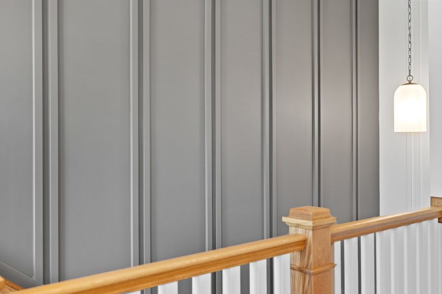 Representative interior finishes for a home built from the The Emerson by RobuckHomes in Stonehenge, Raleigh (Image 155).