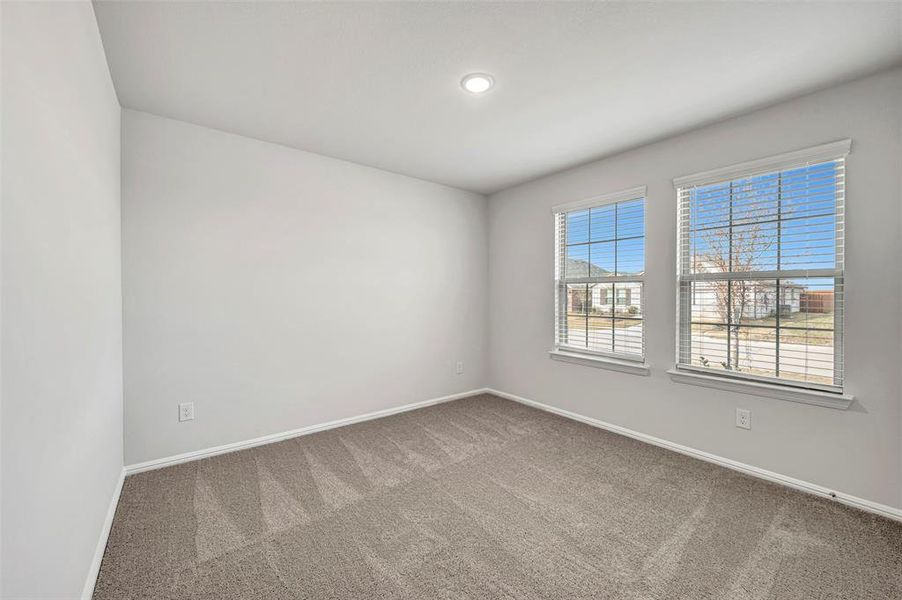 Spacious, unfurnished interior of a new home in Verandah, Royse City (Image 24).