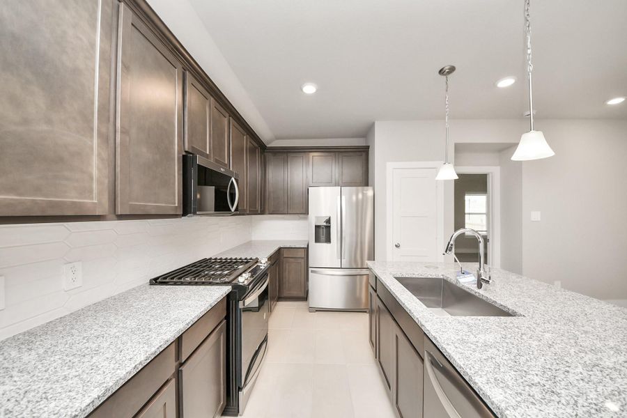 Furnished interior view inside a new home in , Tomball (Image 9).
