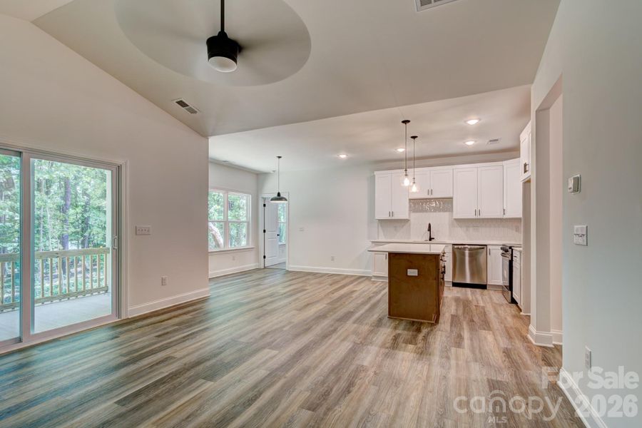 Spacious, unfurnished interior of a new home in , Cherryville (Image 17).