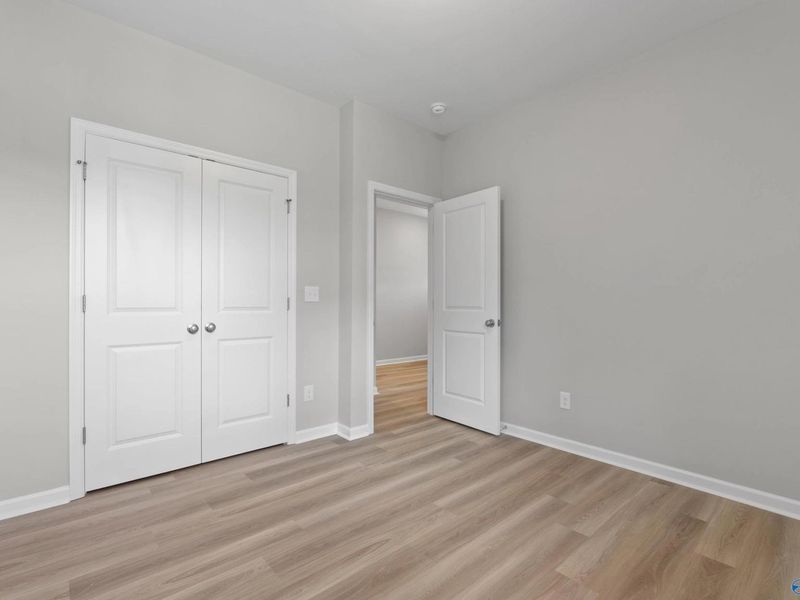 Spacious, unfurnished interior of a new home in Bailey Park, Fayetteville (Image 22).