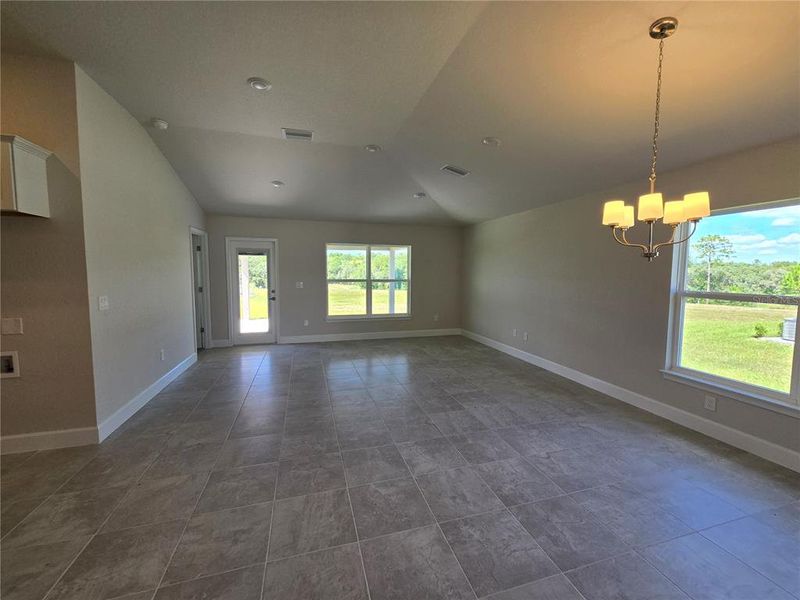 Spacious, unfurnished interior of a new home in Twisted Oaks, Beverly Hills (Image 15). Spacious, unfurnished interior of a new home in Twisted Oaks, Beverly Hills (Image 15).