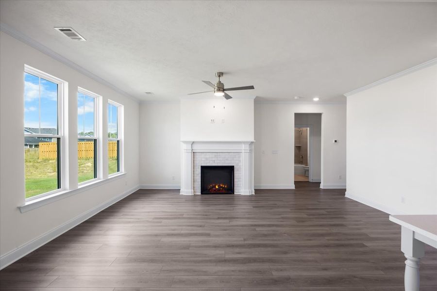 Spacious, unfurnished interior of a new home in Windsor, North Augusta (Image 18).