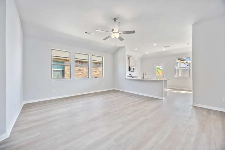 8407 Black Pearl Ct - Wilson - Family Room