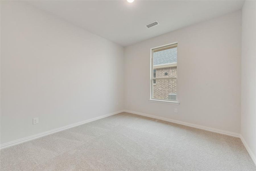 Spacious, unfurnished interior of a new home in Spiritas Ranch, Little Elm (Image 31).