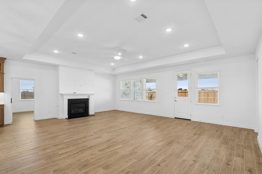 Bright and open living area (*Photo not of actual home and used for illustration purposes only.) Bright and open living area (*Photo not of actual home and used for illustration purposes only.)