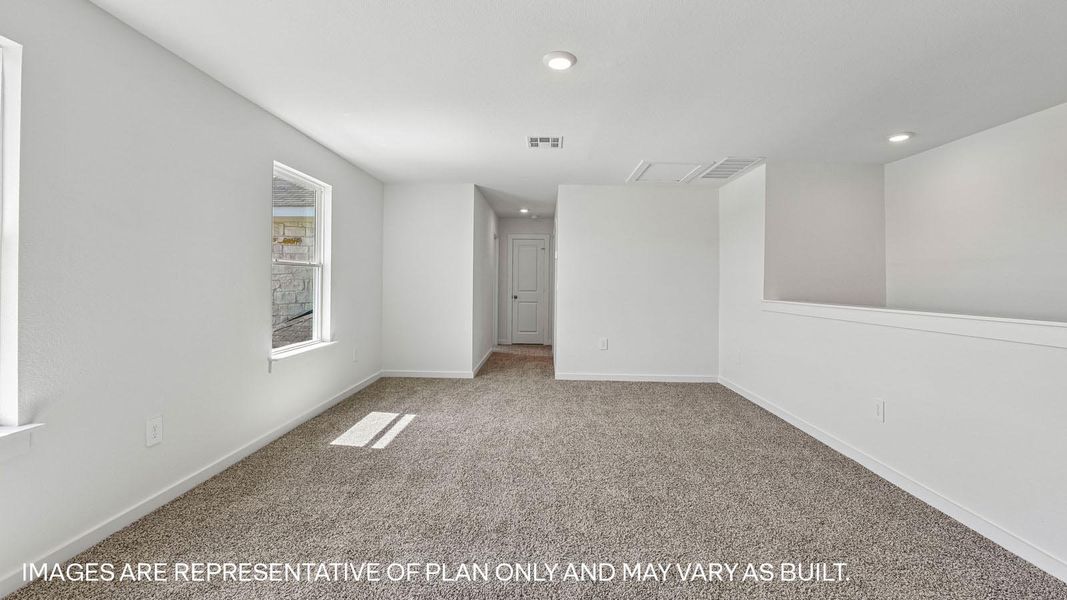 Representative unfurnished interior of a home built from the The Ozark by D.R. Horton in Monarch Ranch, Manor (Image 35).