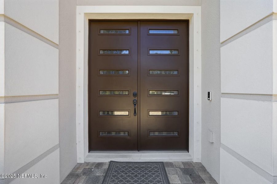 Exterior details and patio area of a home in , Palm Coast (Image 32).