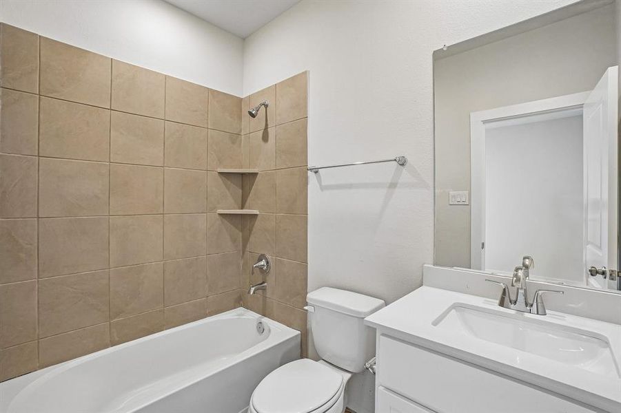 Furnished interior view inside a new home in Pennsylvania Avenue, Springtown (Image 8).