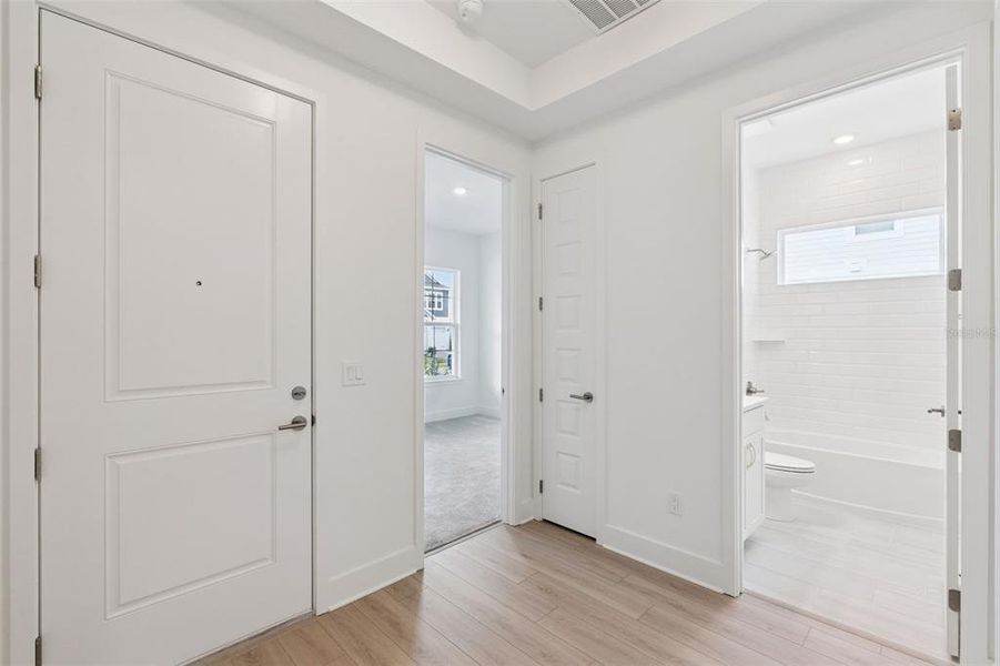 Spacious, unfurnished interior of a new home in Northlake At Ovation, Winter Garden (Image 21).