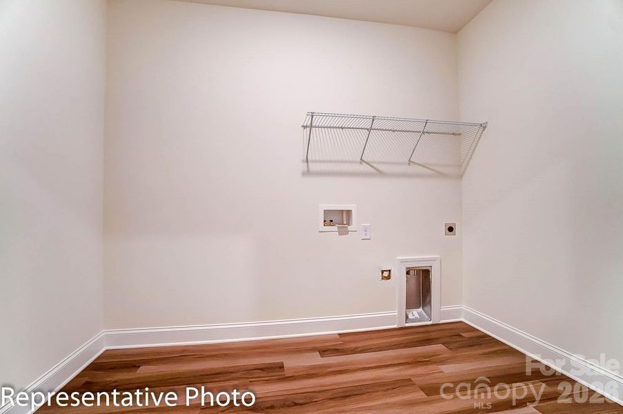 Spacious, unfurnished interior of a new home in Robinson Oaks, Gastonia (Image 17). Spacious, unfurnished interior of a new home in Robinson Oaks, Gastonia (Image 17).