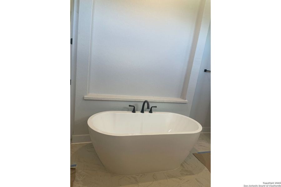 Image 32 of a home in Potranco Oaks. Image 32 of a home in Potranco Oaks.