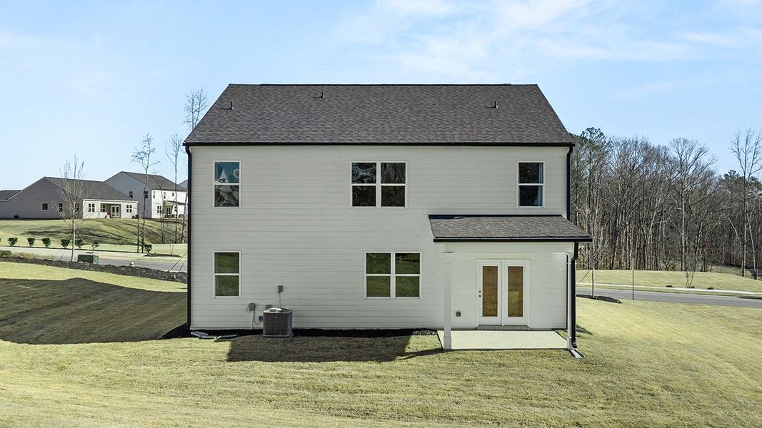 Representative exterior details of a home built from the Hayden by D.R. Horton in Kingston Ranch at Lake Oconee, Buckhead (Image 4).