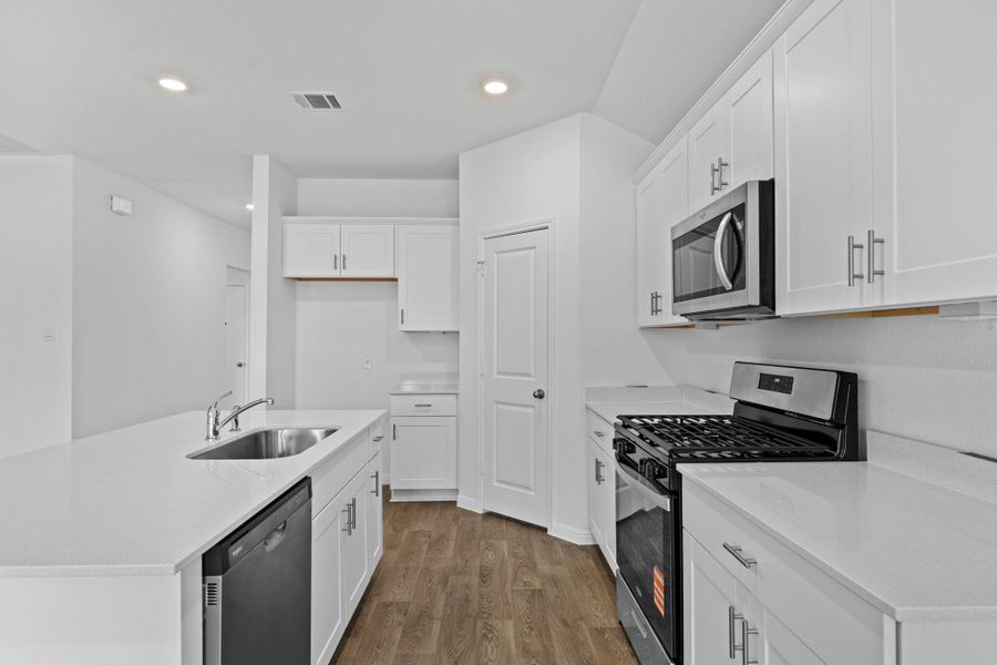 Furnished interior view inside a new home in Paramount, Kyle (Image 7). Furnished interior view inside a new home in Paramount, Kyle (Image 7).