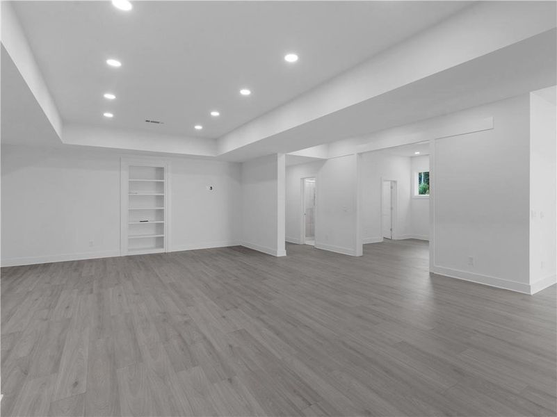 Spacious, unfurnished interior of a new home in , Jonesboro (Image 57).
