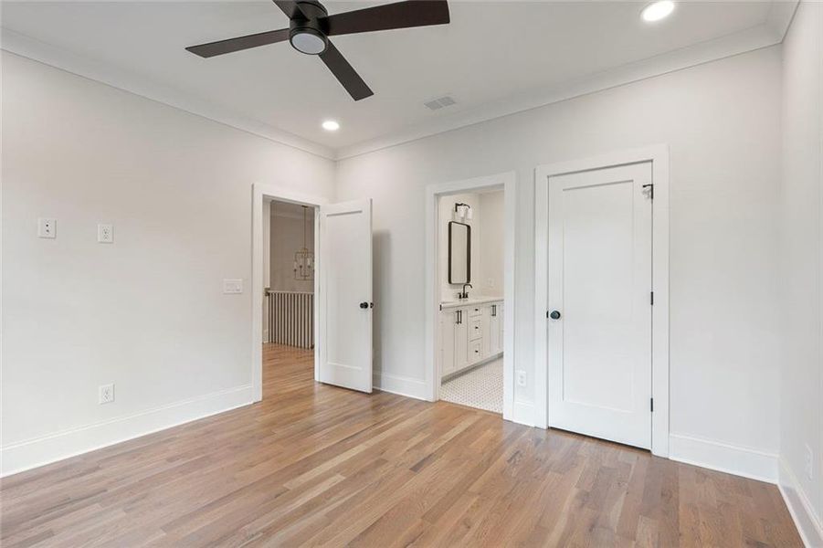 Spacious, unfurnished interior of a new home in , Atlanta (Image 43).