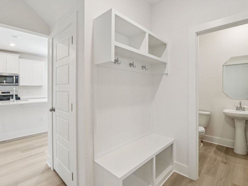 Foyer in the Matador floorplan at a Meritage Homes community. Foyer in the Matador floorplan at a Meritage Homes community.